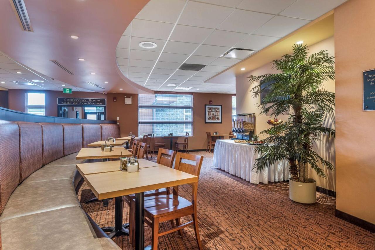 Best Western Plus, Bathurst Hotel & Suites Exterior photo