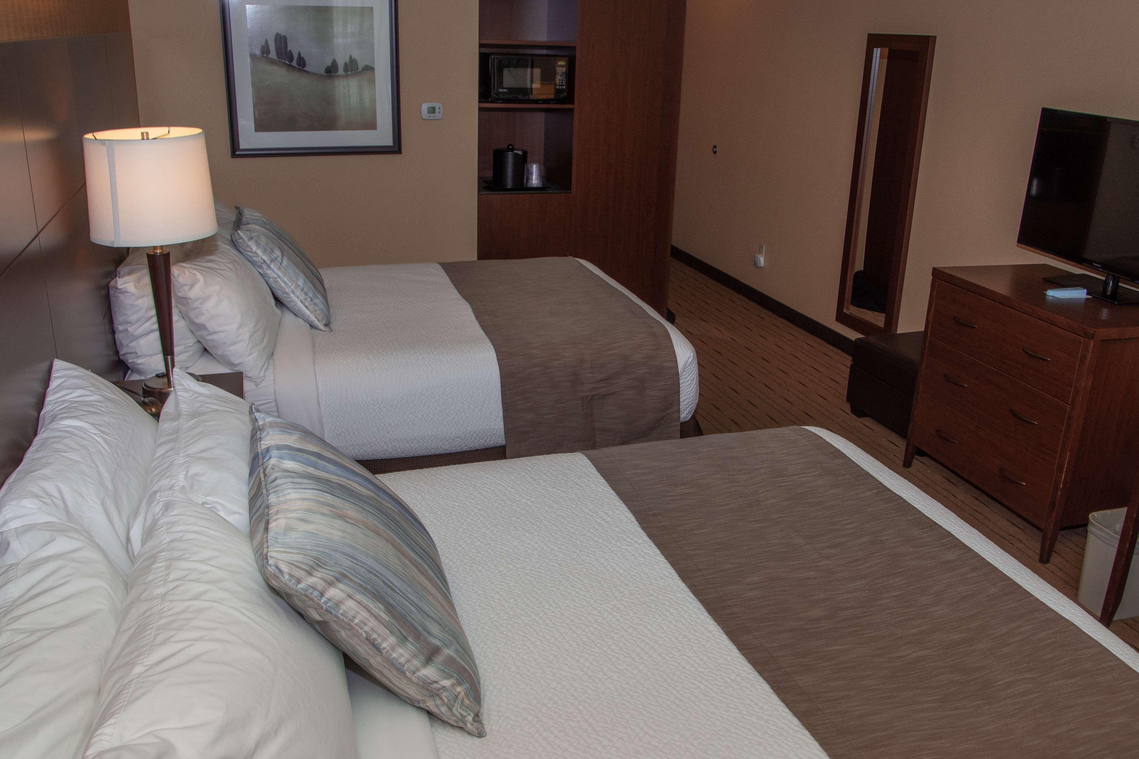 Best Western Plus, Bathurst Hotel & Suites Exterior photo